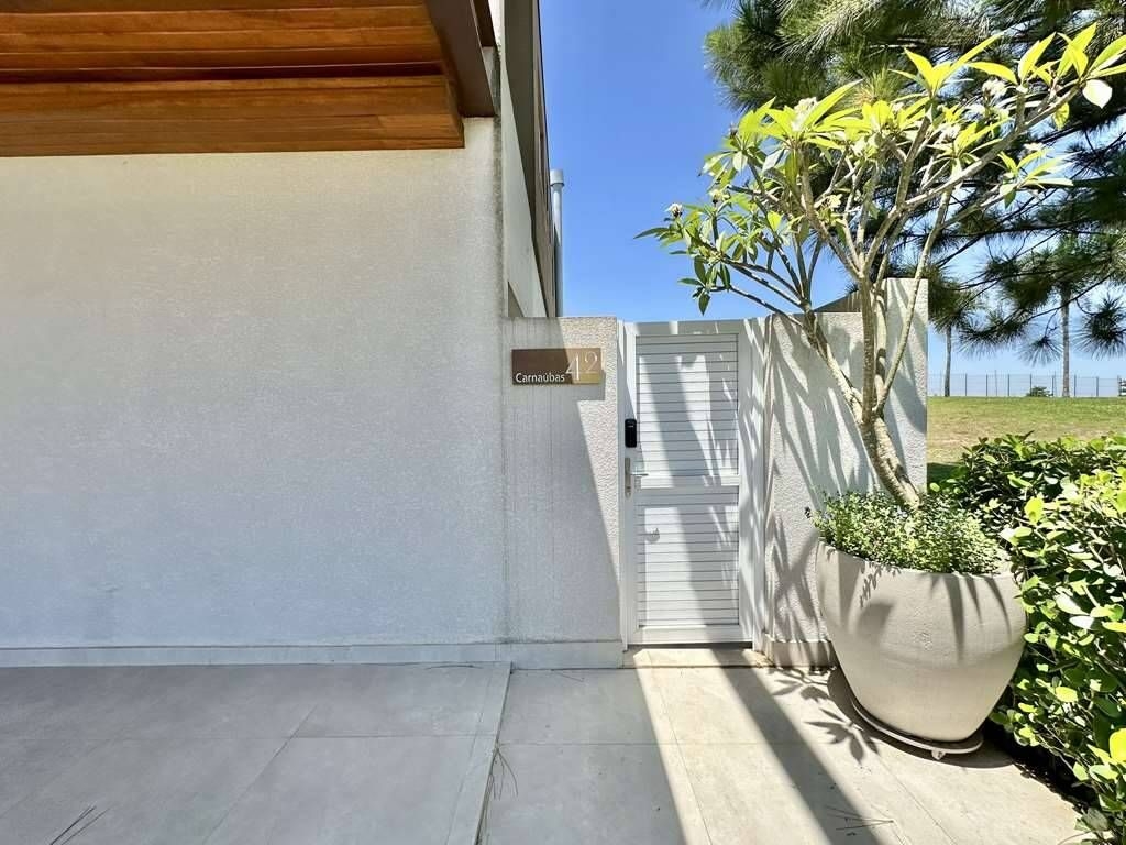 Casa à venda com 4 quartos, 345m² - Foto 4