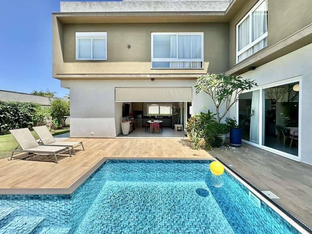 Casa à venda com 4 quartos, 345m² - Foto 24
