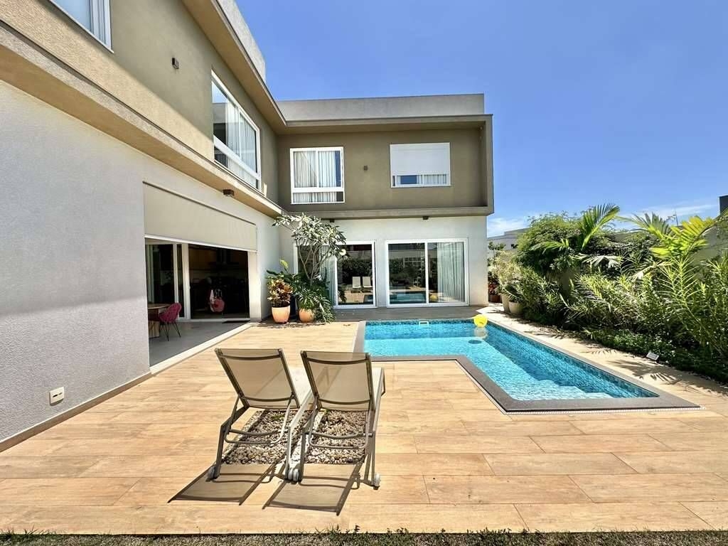 Casa à venda com 4 quartos, 345m² - Foto 29
