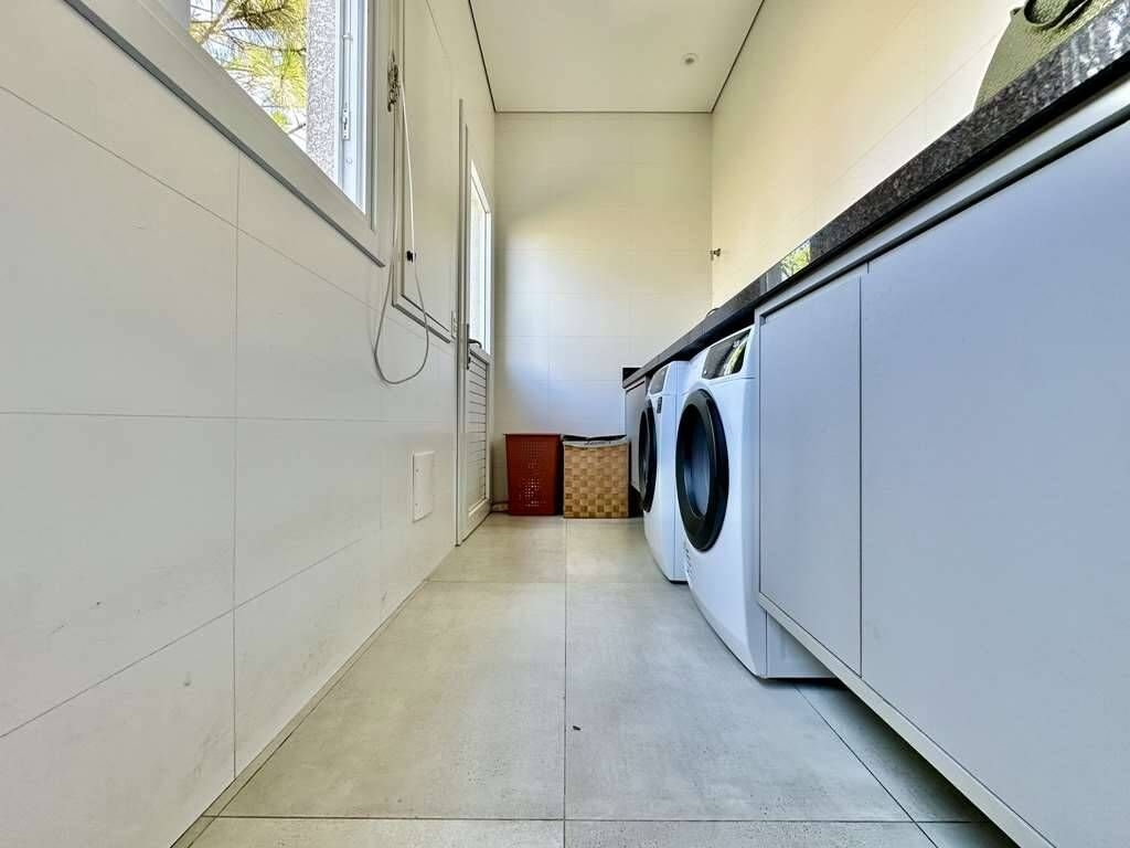 Casa à venda com 4 quartos, 345m² - Foto 47