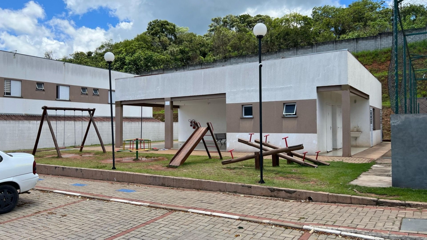 Casa à venda com 2 quartos, 54m² - Foto 5