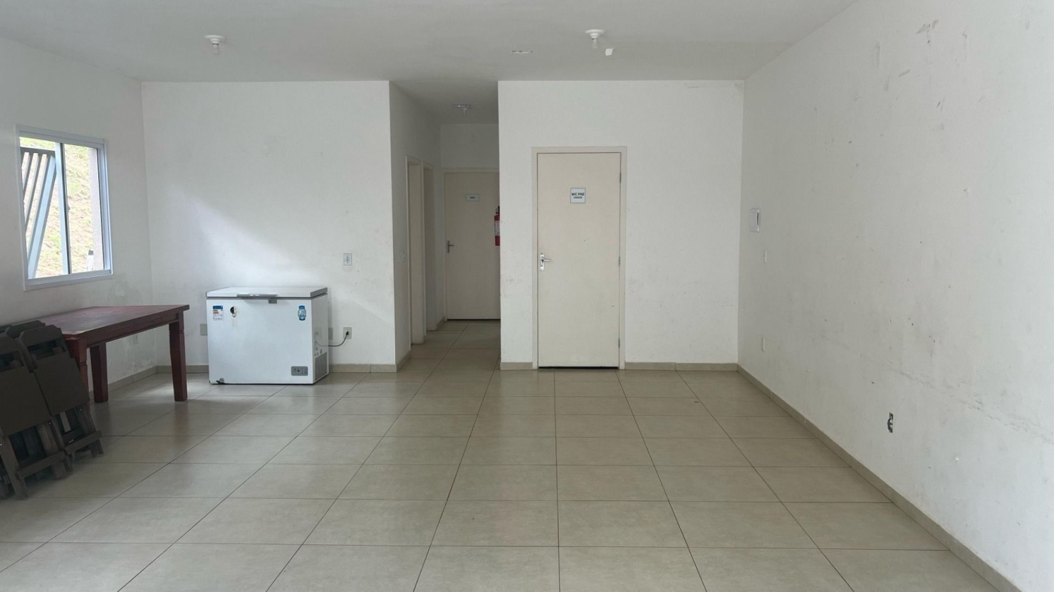 Casa à venda com 2 quartos, 54m² - Foto 7