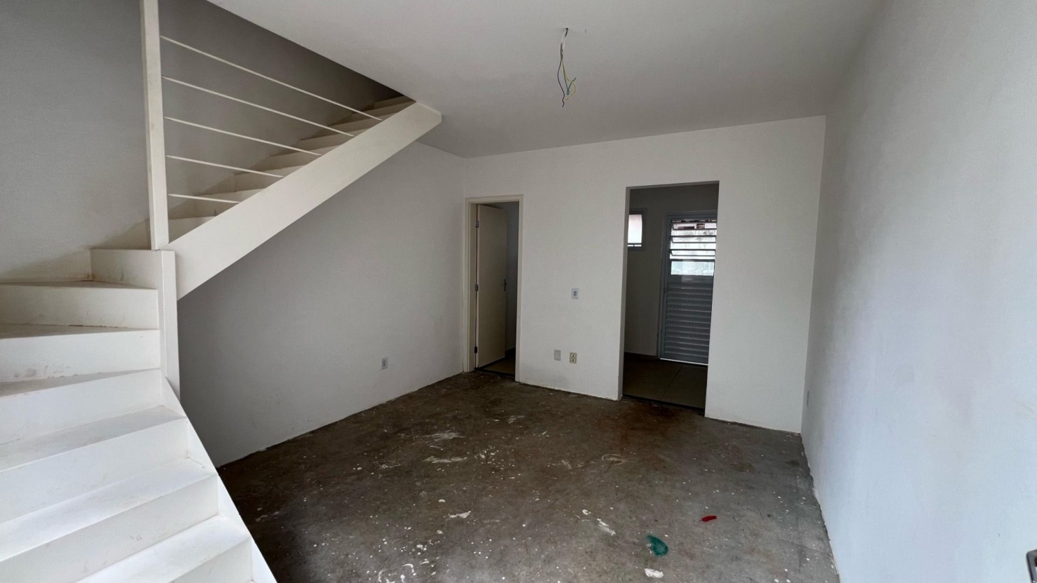Casa à venda com 2 quartos, 54m² - Foto 15
