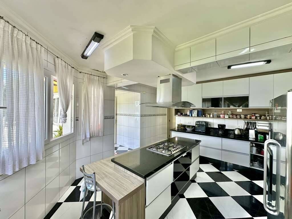 Casa de Condomínio à venda com 4 quartos, 753m² - Foto 17