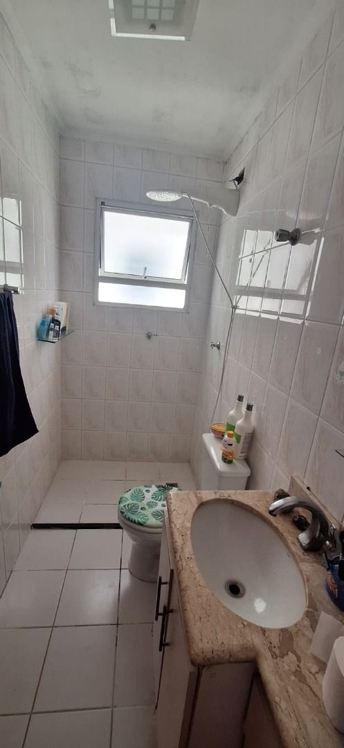 Casa à venda e aluguel com 3 quartos, 90m² - Foto 15