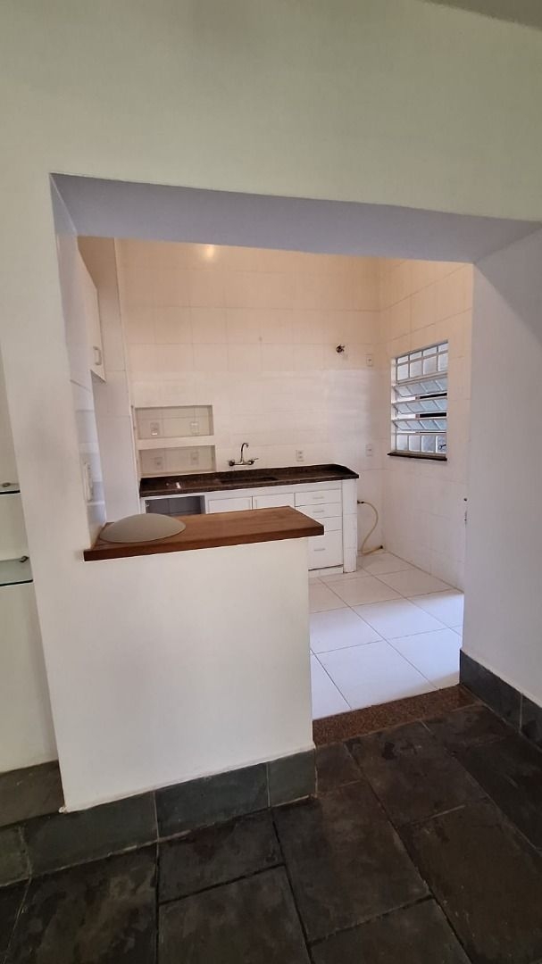 Casa para alugar com 3 quartos, 150m² - Foto 8