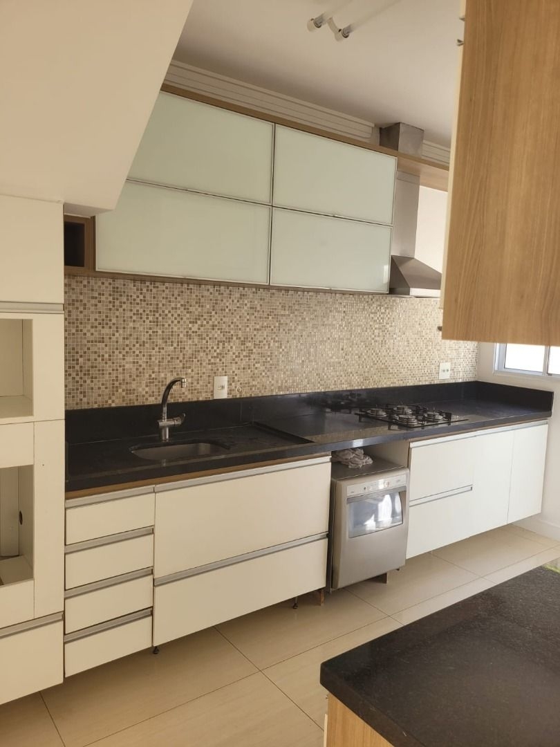 Casa à venda com 3 quartos, 100m² - Foto 7