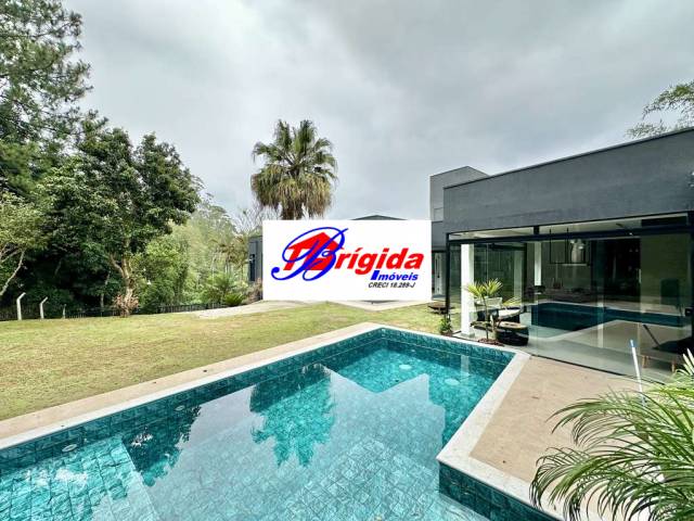 # - Casa em condomínio para Venda em Embu das Artes - SP