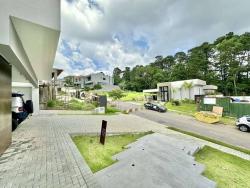 #CA0175 - Casa para Venda em Embu das Artes - SP - 2