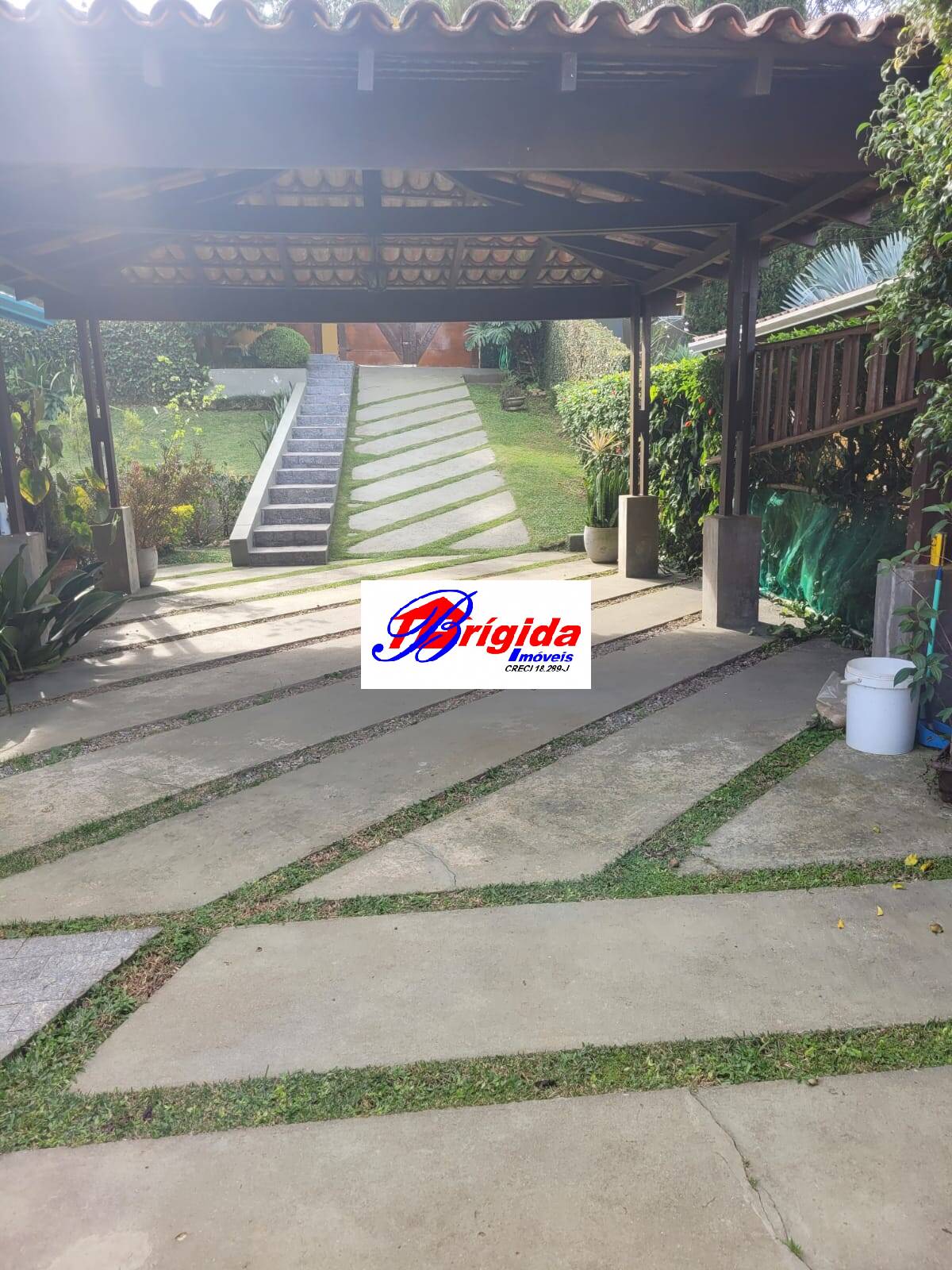 Casa de Condomínio à venda com 3 quartos, 271m² - Foto 9