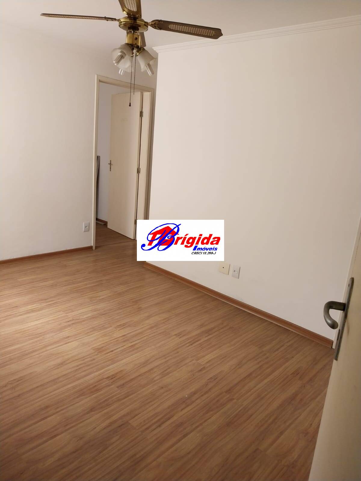 Apartamento à venda com 2 quartos, 45m² - Foto 2