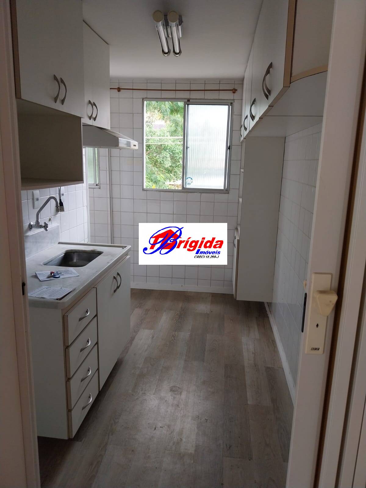 Apartamento à venda com 2 quartos, 45m² - Foto 1